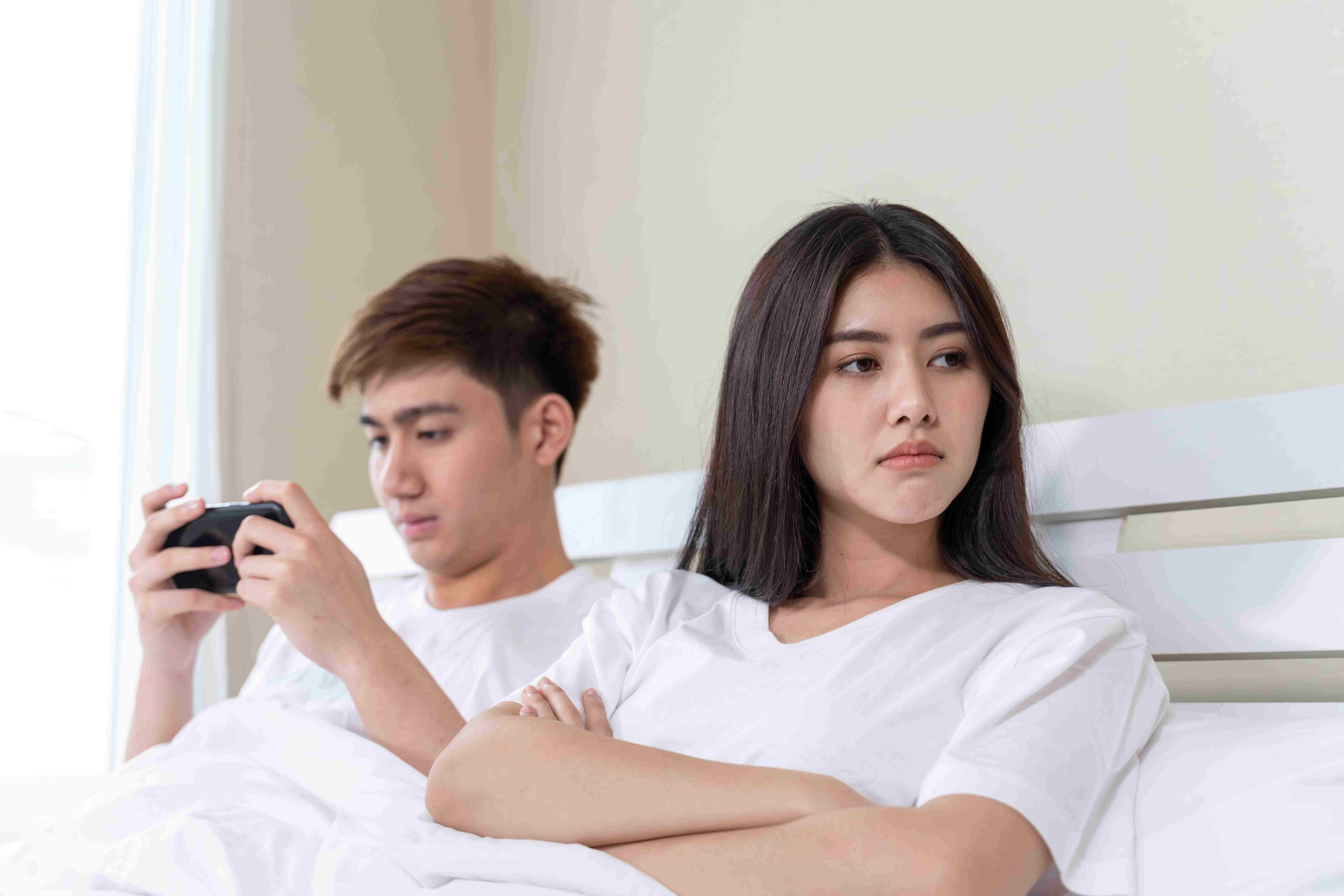 Pusing Akibat Cemburu Buta? Yuk, Intip 7 Strategi Ampuh Ini